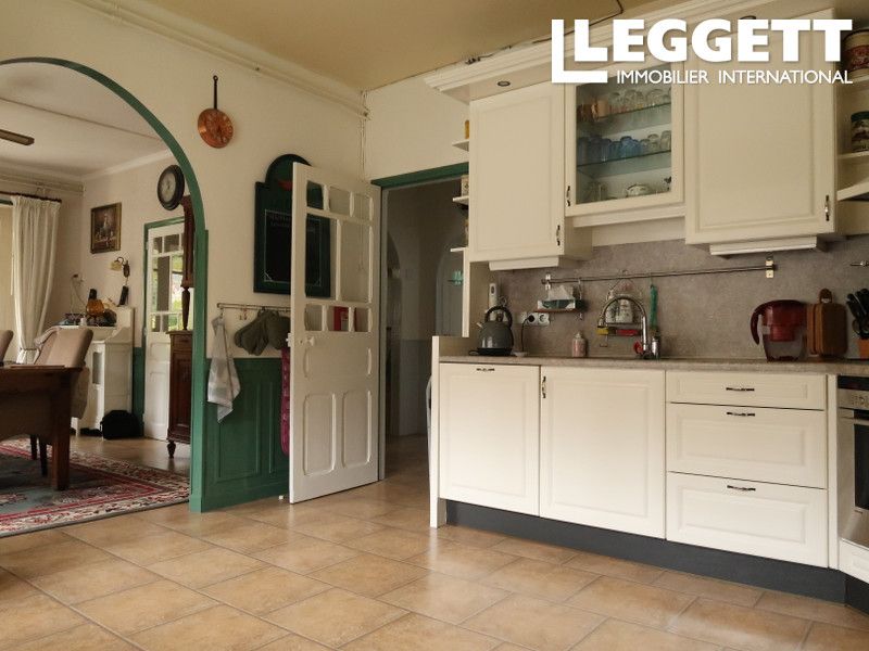 Property photo 3 of 10