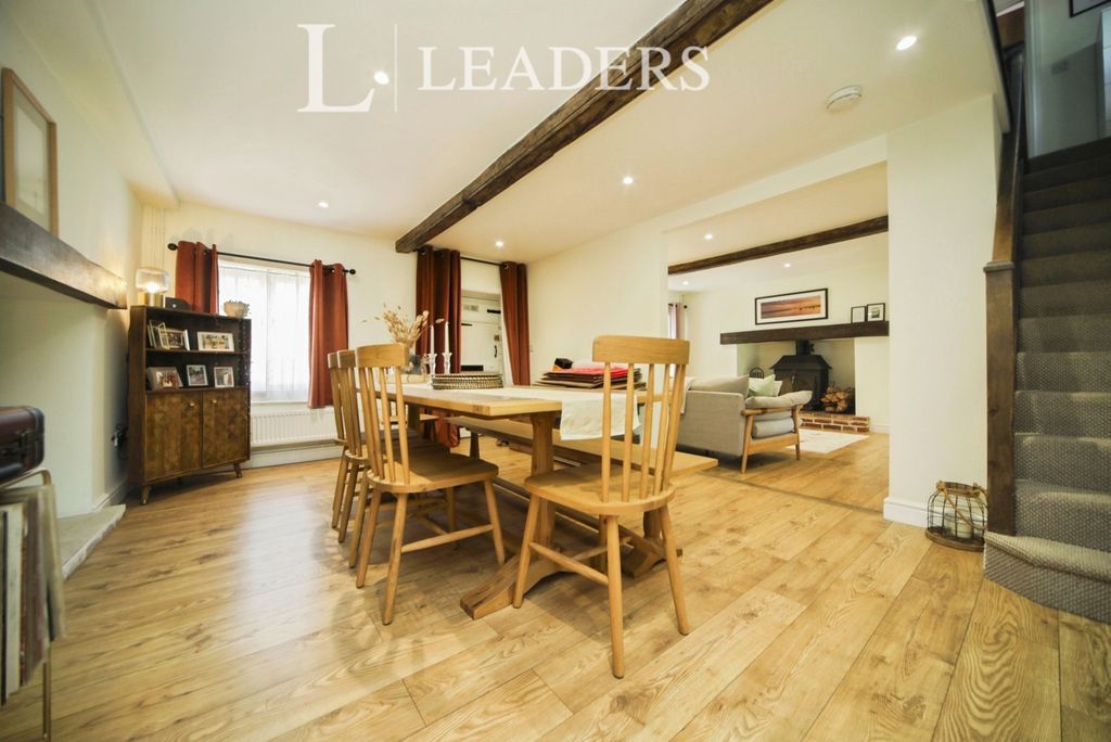 Property photo 2 of 16 Pbox-Img.Jpg