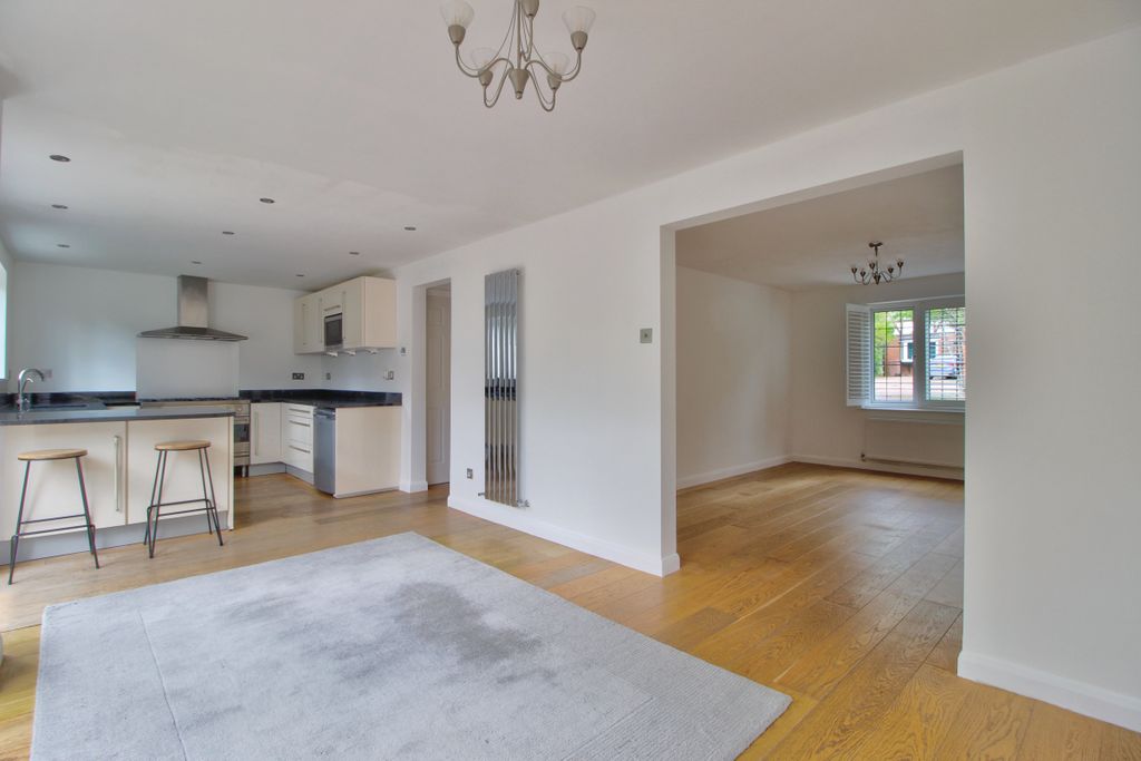 Property photo 3 of 17 Impressive Open Plan Kitchen/Diner