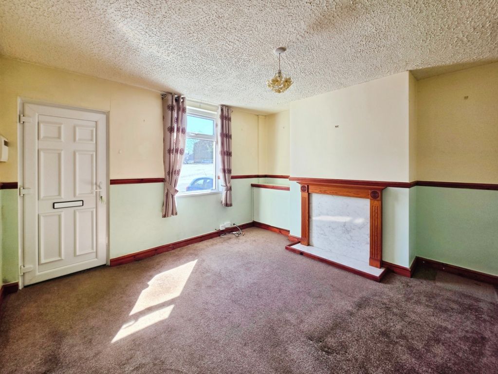 Property photo 3 of 14 Pbox-Img.Jpg