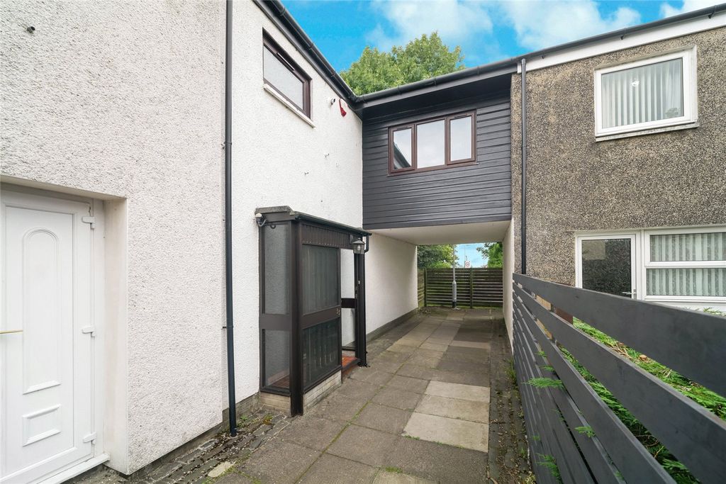 Property photo 1 of 21 Picture No. 02