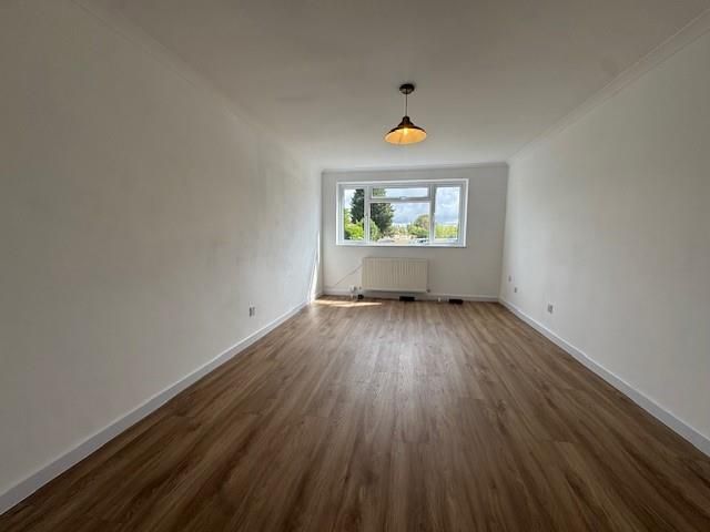 Property photo 2 of 8 Reception Room
