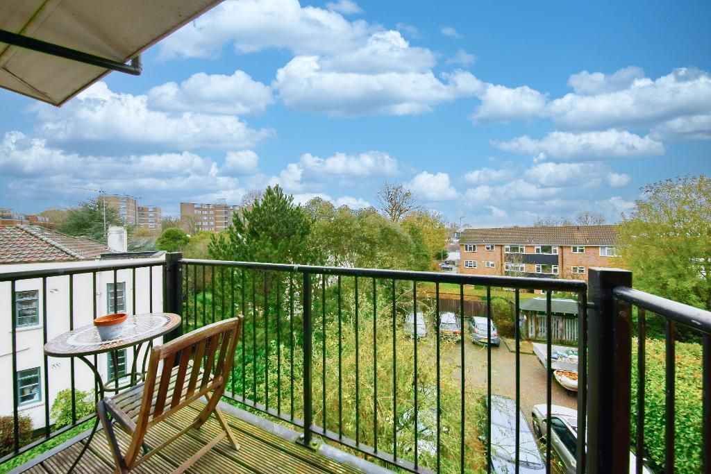 Property photo 3 of 11 Photo 3