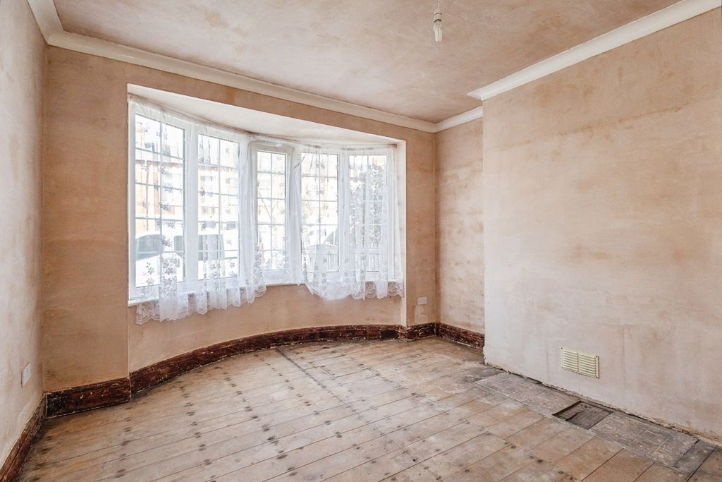 Property photo 2 of 18 Pbox-Img.Jpg