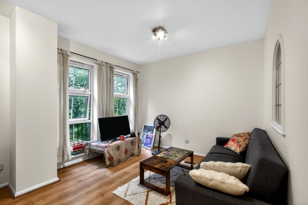 Property photo 1 of 13 Reception Room
