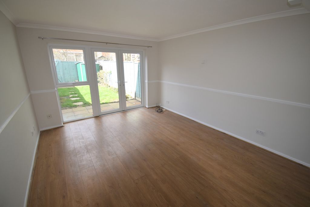 Property photo 3 of 7