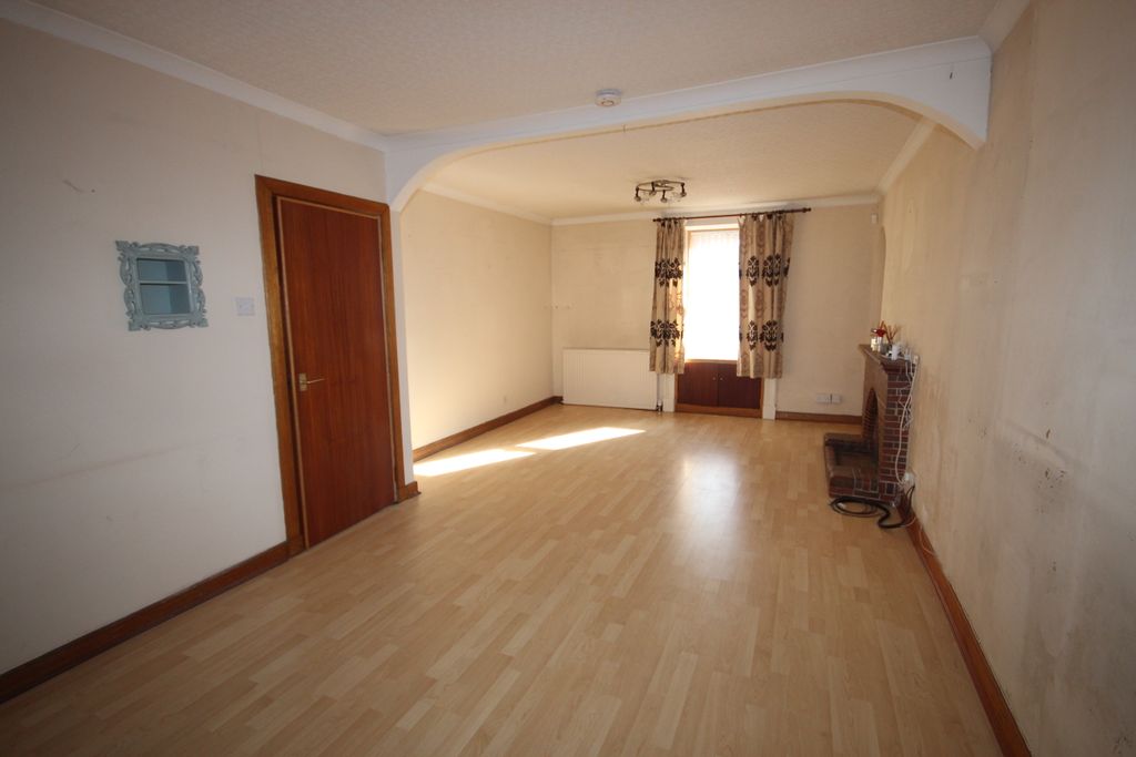 Property photo 2 of 15 Lounge 1