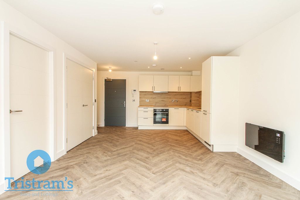 Property photo 2 of 13 Img_10193_13_Large