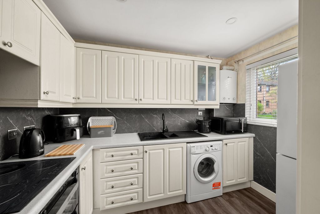 Additional image 6 of 2 bed flat for sale40 Greenbourne Gardens, Monifieth DD5