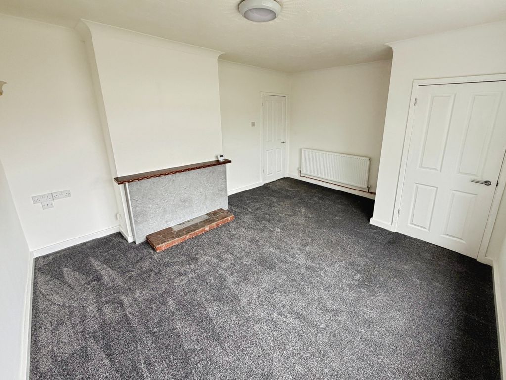 Property photo 2 of 9 Living Room