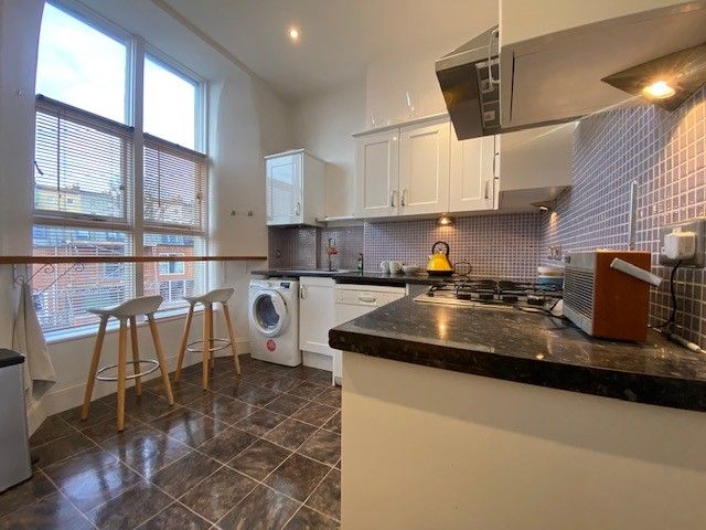 Property photo 3 of 13 Kitchen