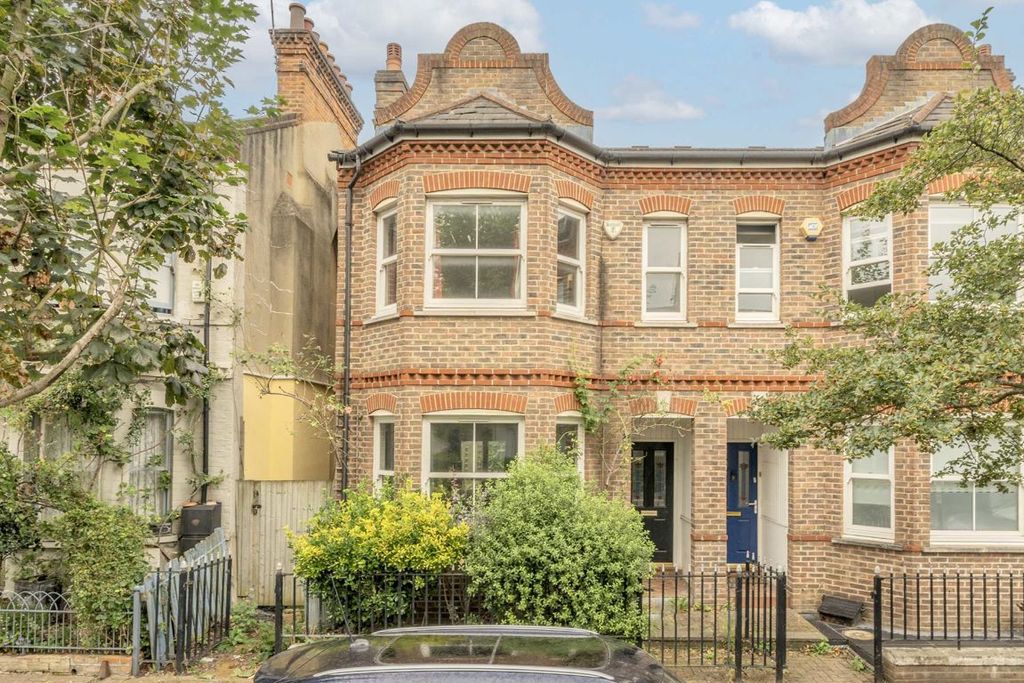 Property photo 1 of 7