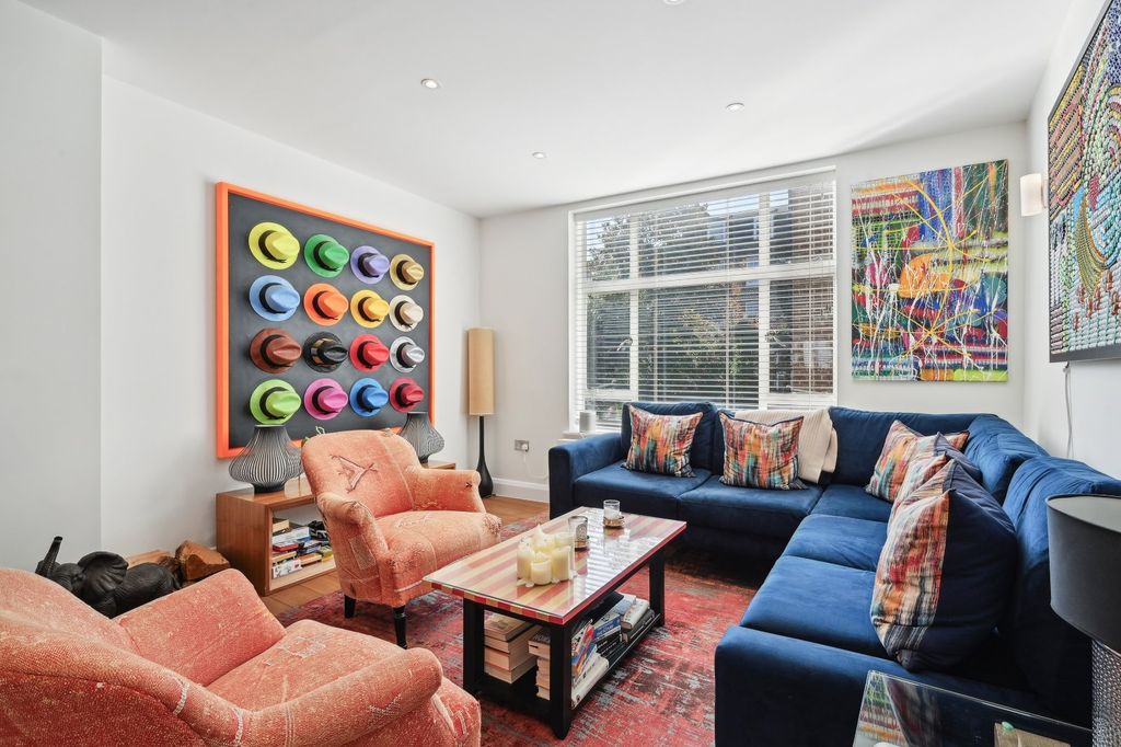 Property photo 1 of 14 Reception