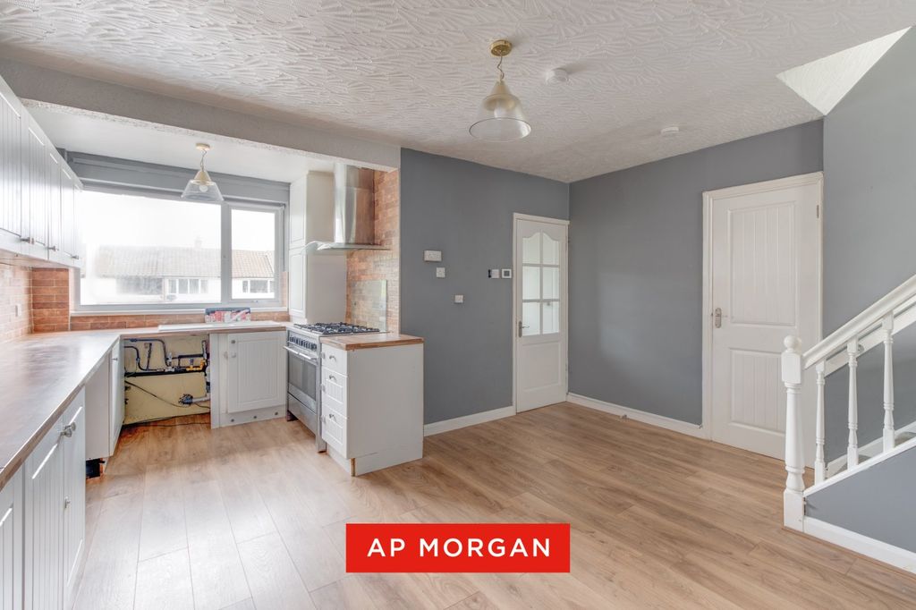 Property photo 2 of 12 Picture No. 09