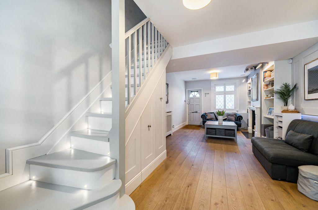 Property photo 3 of 18 1420325-3-69B96B4...