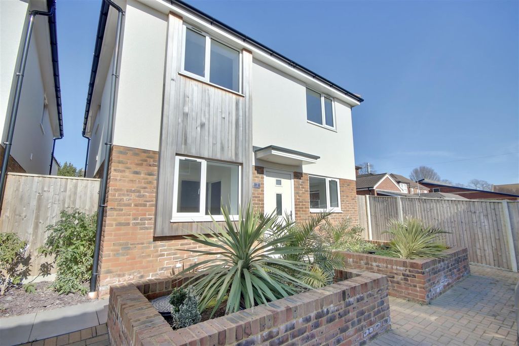 Property photo 1 of 25 668B2Ed3-Edfc-4Aaa-Af22-43370A15Cfa8_1_201_A.Jpeg