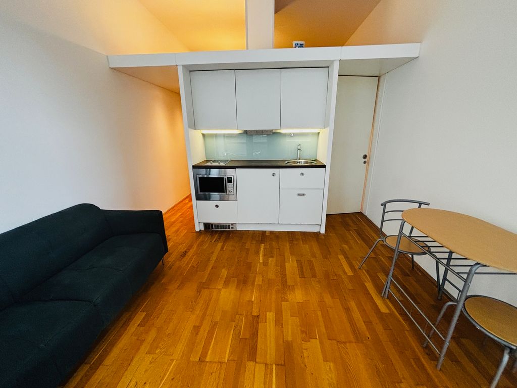 Property photo 1 of 9 Studio For Rent