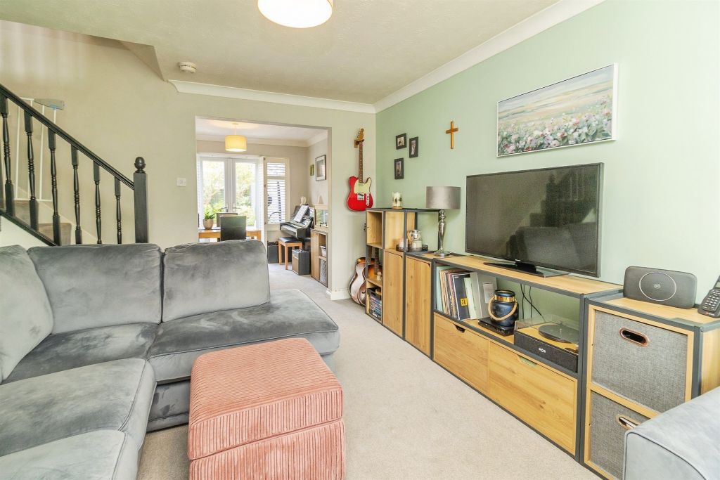Property photo 2 of 20