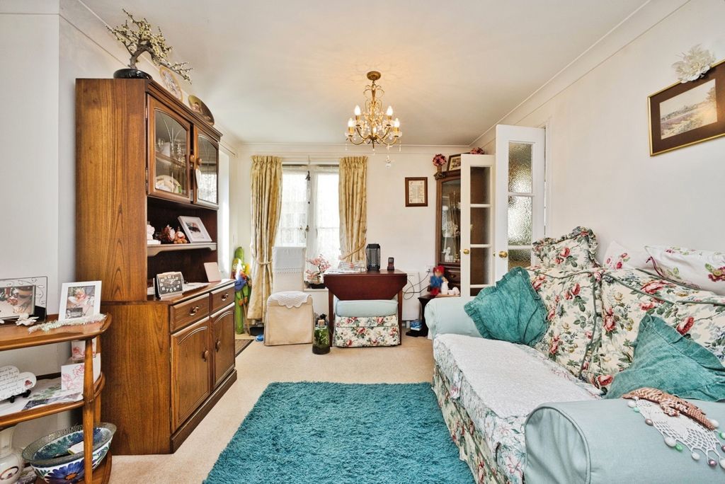 Property photo 3 of 14 Pbox-Img.Jpg