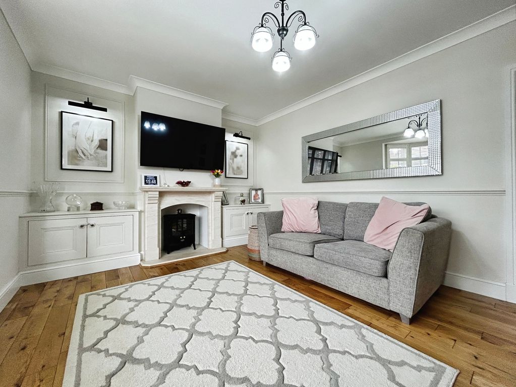 Property photo 2 of 16 Pbox-Img.Jpg