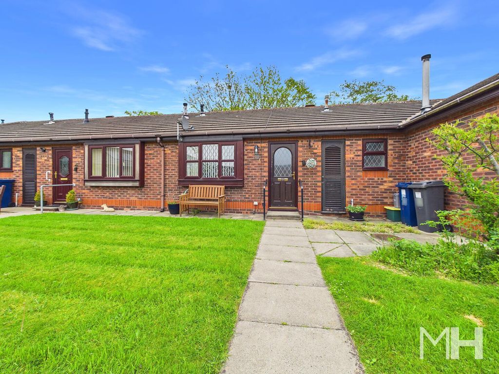 Property photo 1 of 12 Front (Exterior)