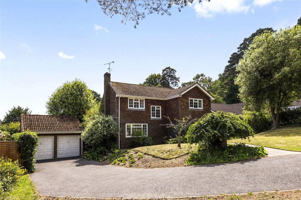 Property photo 1 of 16 Picture No. 21