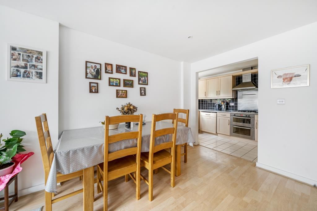 Property photo 3 of 15 Dining Area