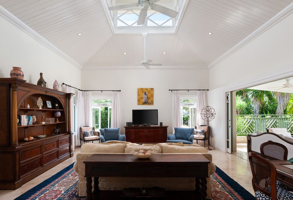 Property photo 1 of 30