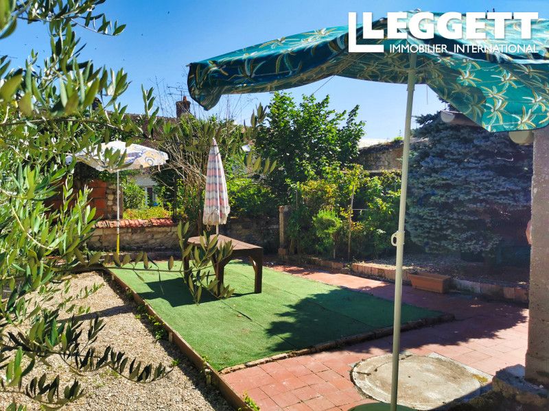 Property photo 2 of 10