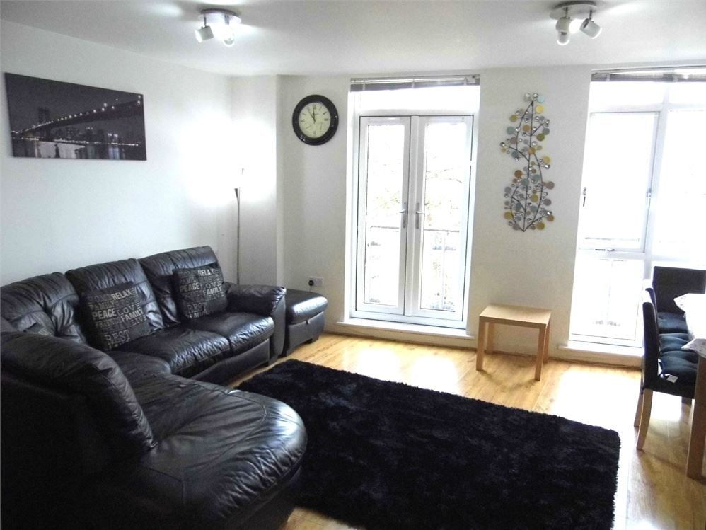 Property photo 2 of 7