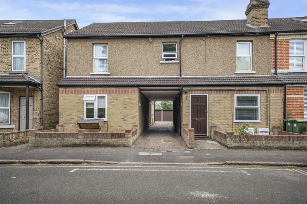 Property photo 1 of 9