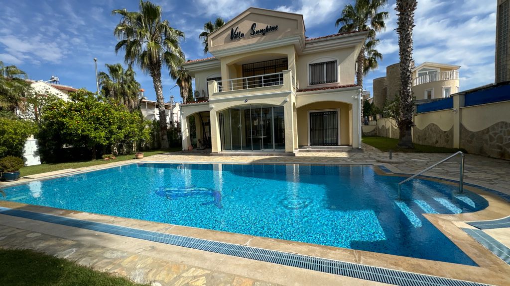 Property photo 3 of 25 Fabulous Detached Private Antalya Golf Property For Sale - Private Swimming Pool And Beautiful Sun Terraces
