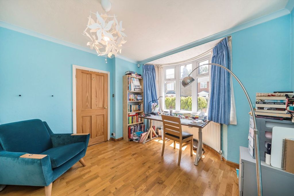 Property photo 2 of 12