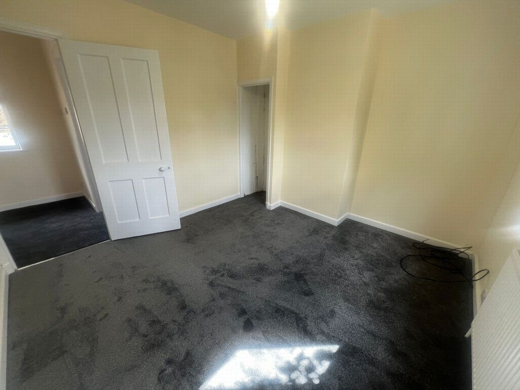 Property photo 3 of 13 Photo 2