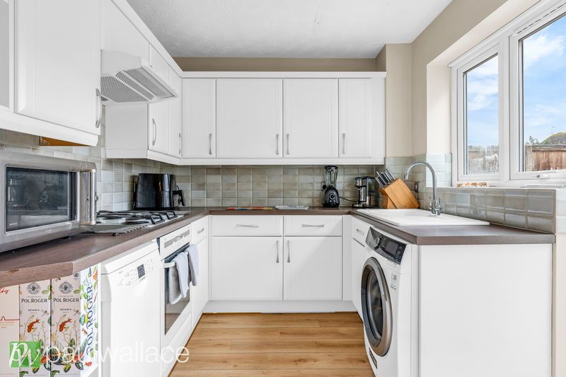 Property photo 3 of 21 Kitchen