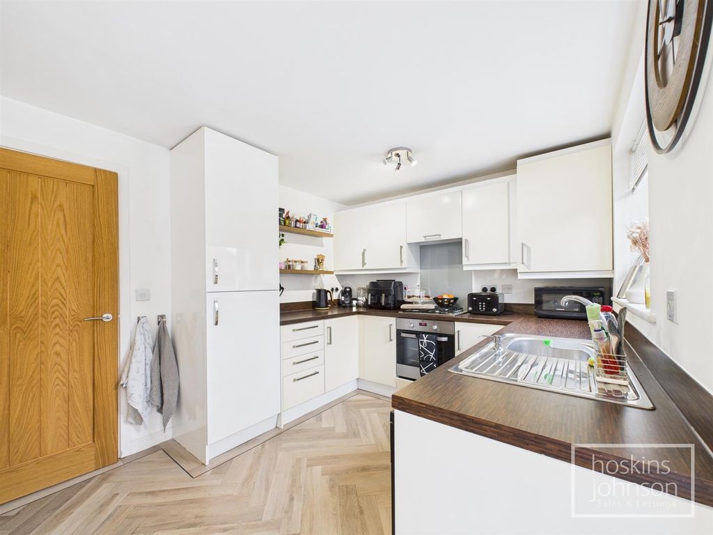 Property photo 3 of 23 Kitchen/Diner