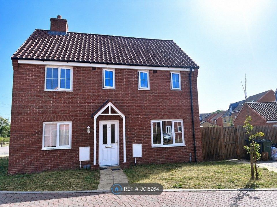 Property photo 1 of 32