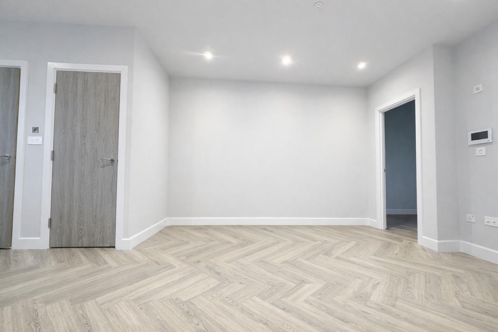 Property photo 2 of 5 4D1D6BA6-29Bc-406F-97Fb-5413De617F62.Png