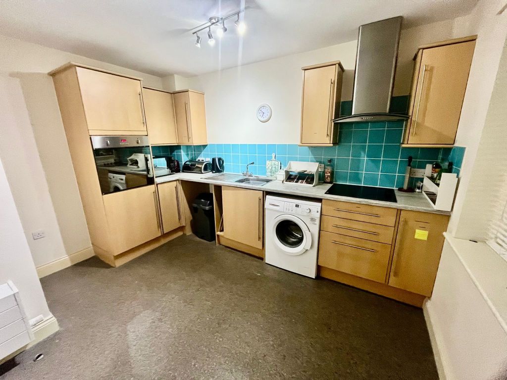 Property photo 3 of 14