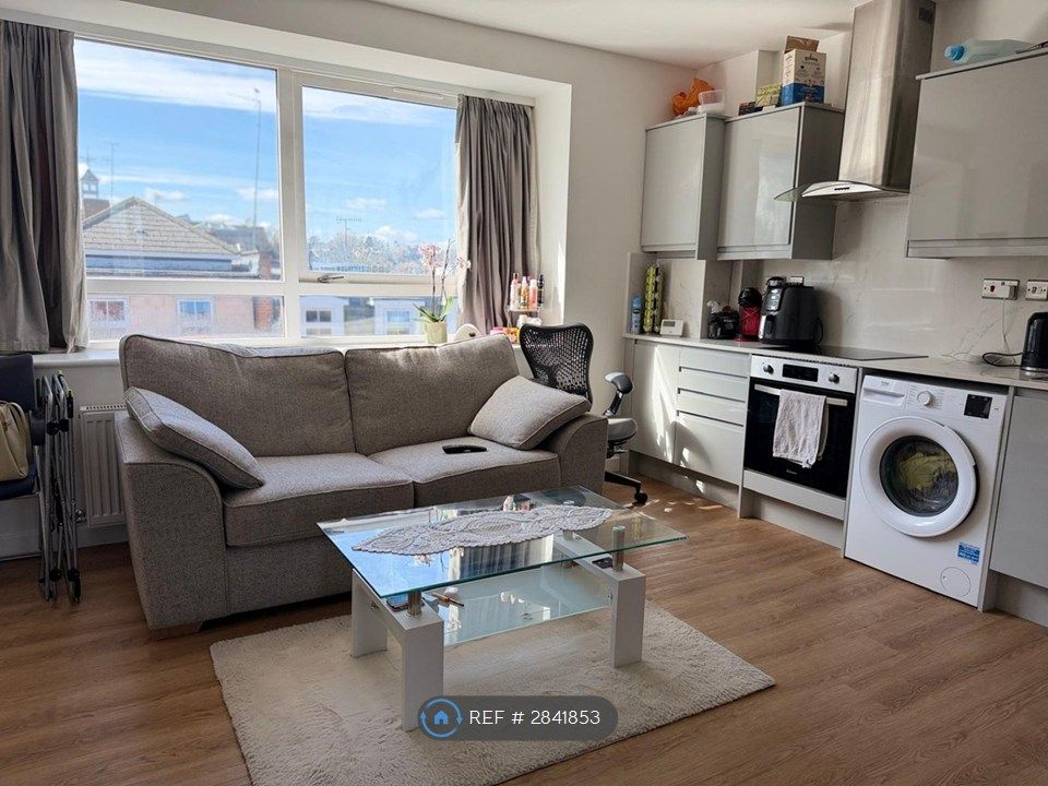 Property photo 2 of 10