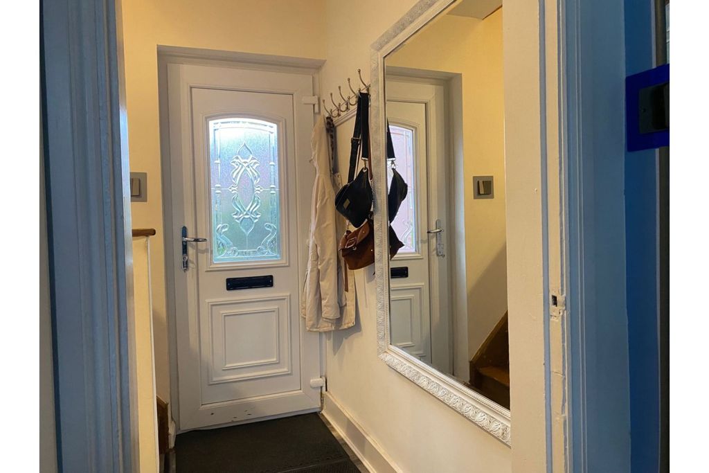 Property photo 2 of 23