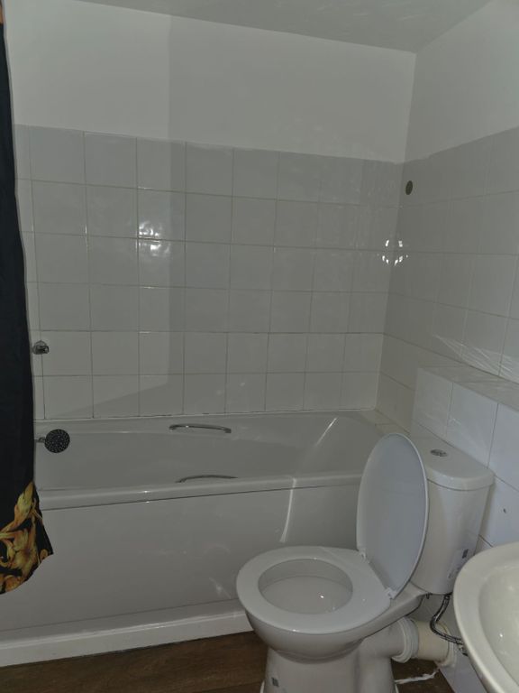 Property photo 2 of 14 Gallery