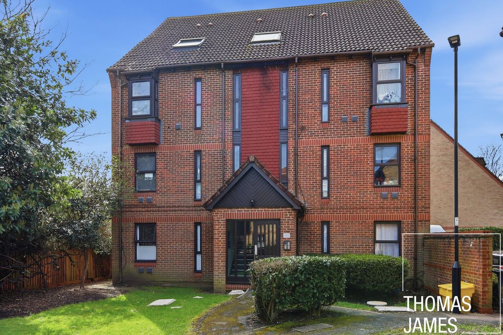 Property photo 1 of 9