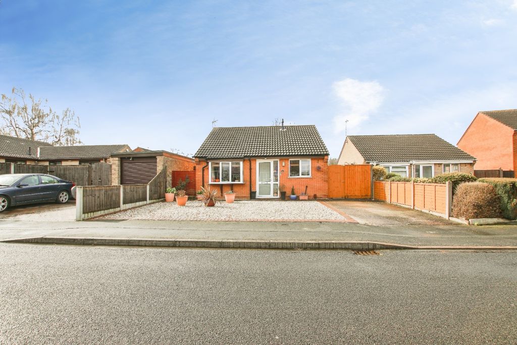 Property photo 1 of 15 4936950