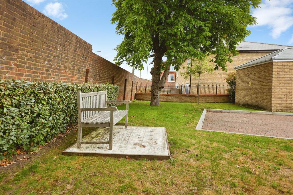 Property photo 3 of 13