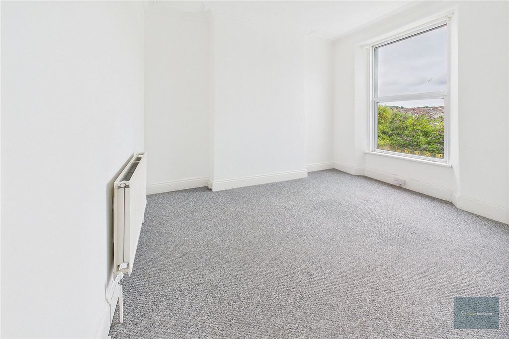 Property photo 3 of 10 Picture No. 03