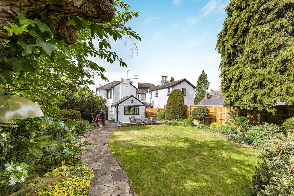 Property photo 2 of 30