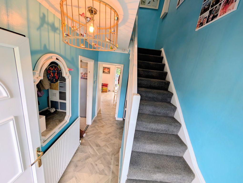 Property photo 2 of 30