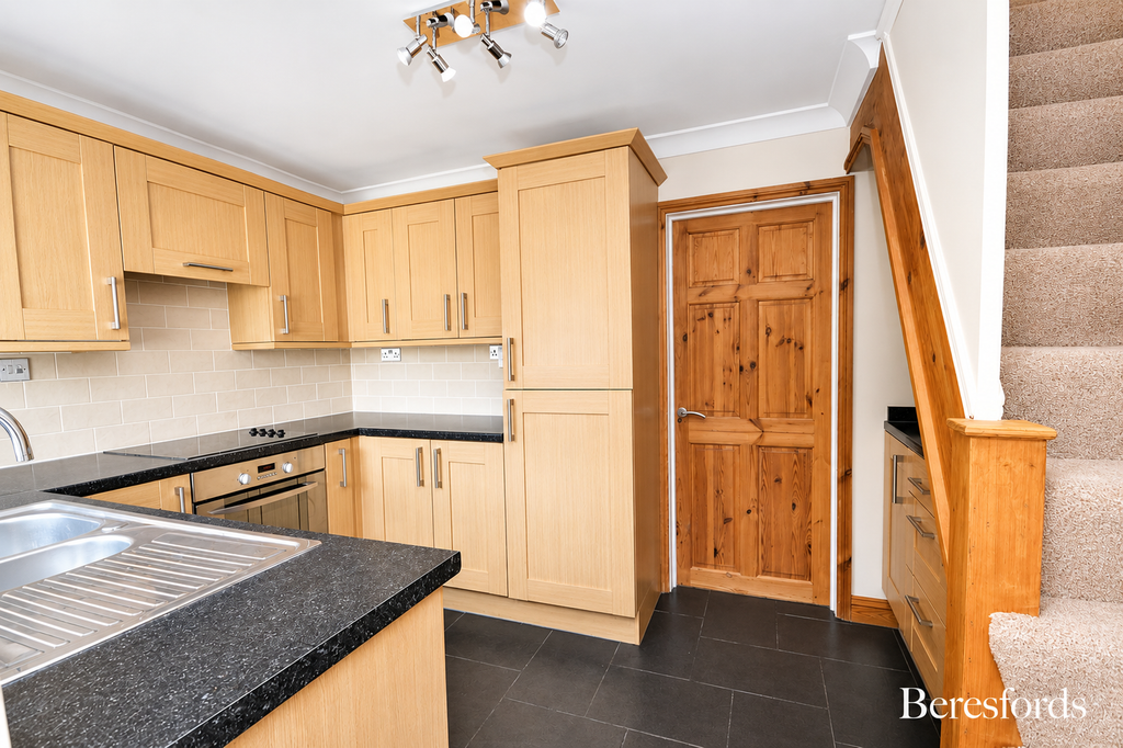 Property photo 2 of 12 Kitchen