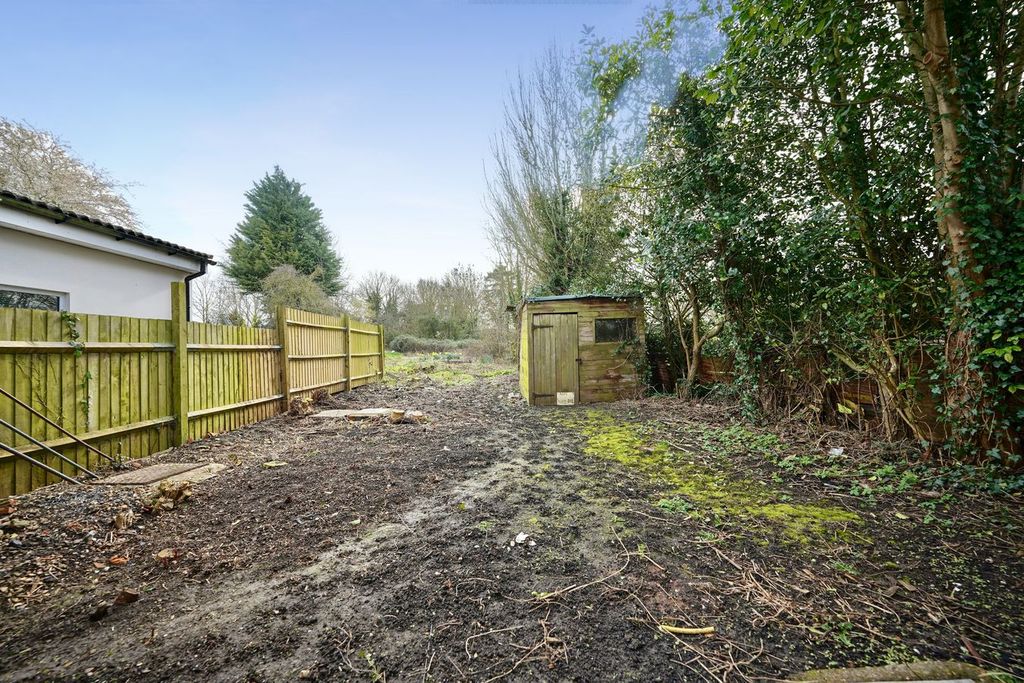 Property photo 3 of 11